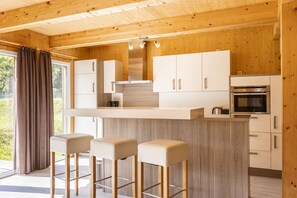 Fridge, oven, stovetop, dishwasher - Premium Chalet # 10 with IR-sauna & whirpool (Murau)