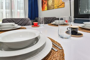 1 bedroom, desk, laptop workspace, blackout curtains - C Suites Antalia Airport (Antalya)