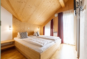 4 Schlafzimmer, kostenloses WLAN, Bettwäsche