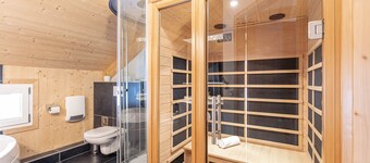 Chalet # 23 with 4 bedrooms & IR-sauna