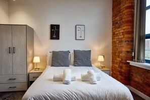 1 bedroom, iron/ironing board, WiFi