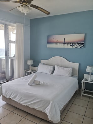 1 bedroom, free WiFi, bed sheets - 21 Camarque (eMdloti)