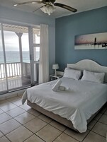 Family Apartment | 1 bedroom, free WiFi, bed sheets