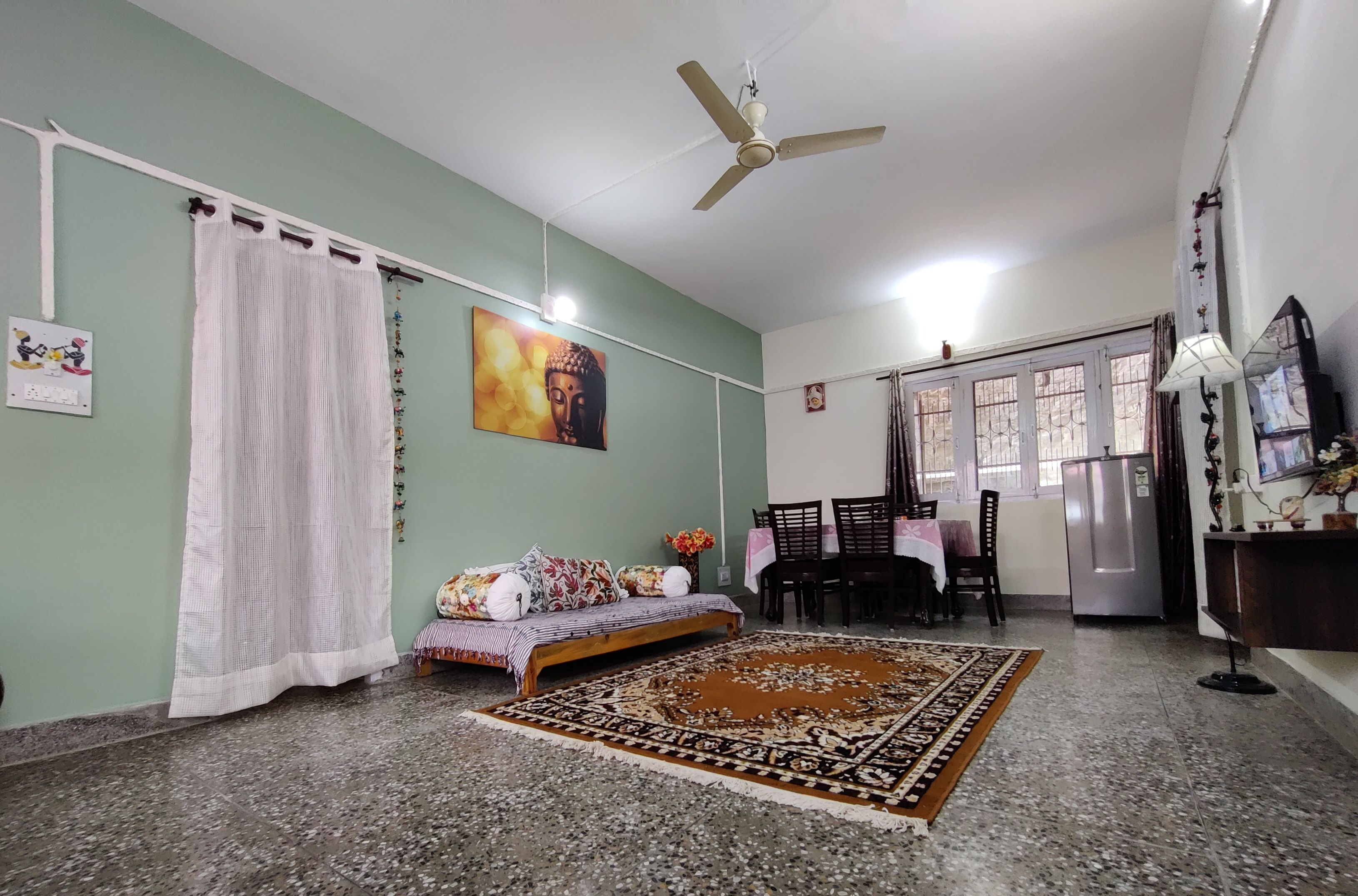 智能電視、書籍