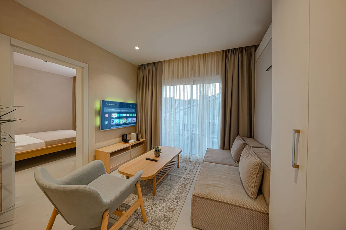 Suite – comfort | Sengetøy av topp kvalitet, minibar, safe på rommet og strykejern/-brett