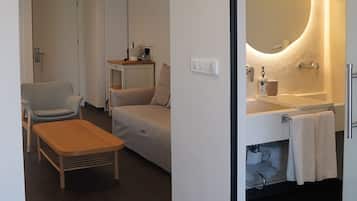 Estúdio conforto | Roupas de cama premium, frigobar, cofres nos quartos