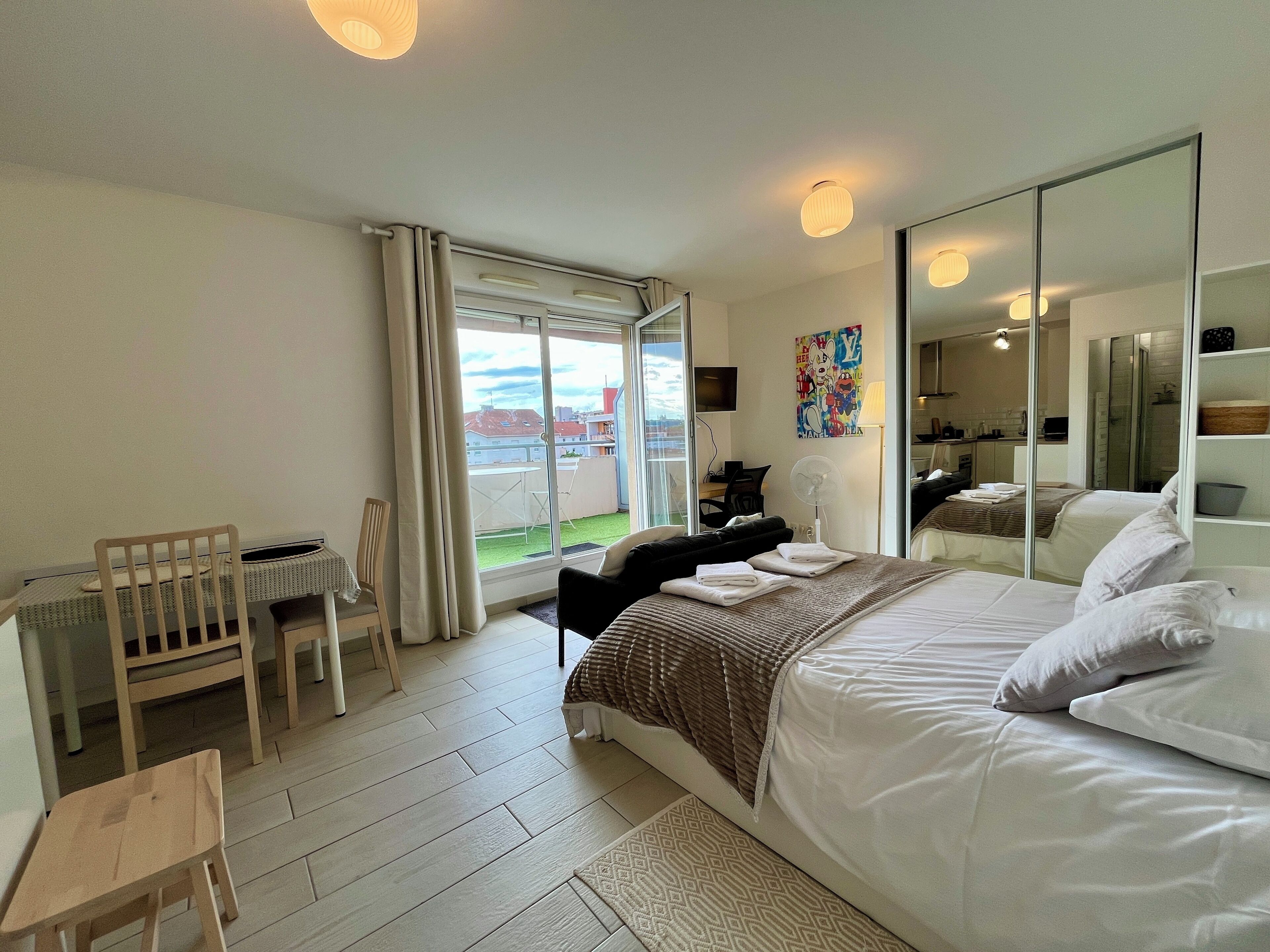 1 bedroom, iron/ironing board, WiFi, bed sheets