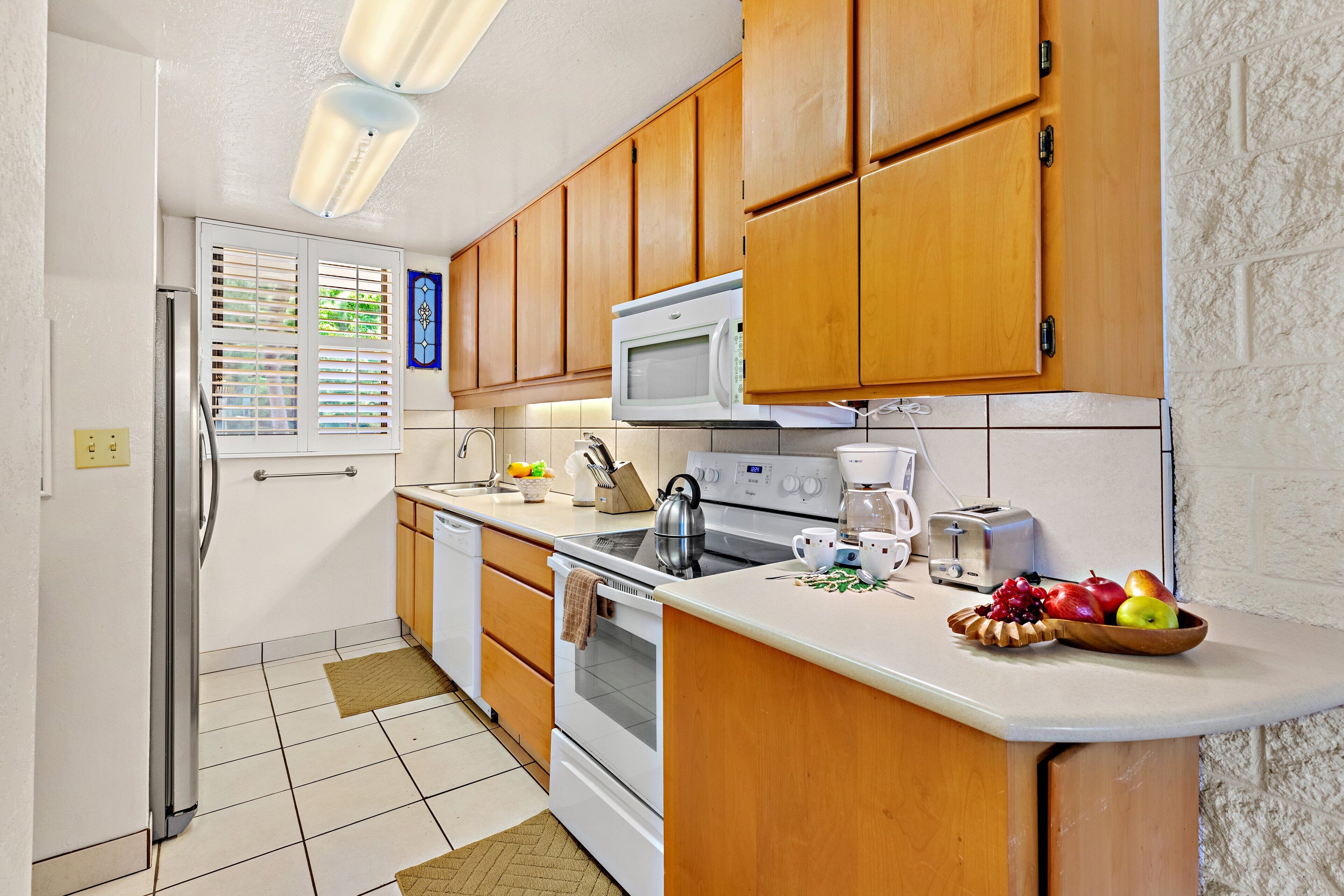 Fridge, microwave, oven, dishwasher