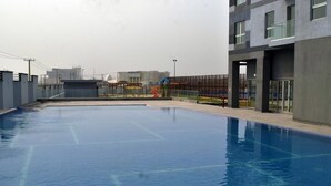 Classic Apartment | Indoor/outdoor pool | Outdoor pool - Starbookingz apartment (Lekki)