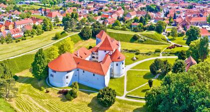 Hedonia Estate /w Sauna and Jacuzzi Near Varazdin