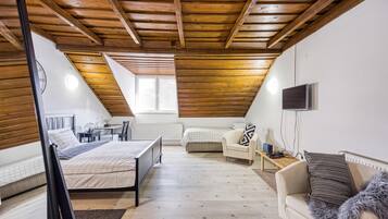 Casa família, 6 quartos, sauna seca (Hedonia Estate /w Sauna and Jacuzzi) | 6 quartos