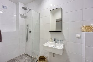 Family House, Multiple Bedrooms (Wellness Estate Hedonia Near) | Bathroom | Shower, hair dryer, towels, soap - Wellness Estate Hedonia Near Varazdin (Petrijanec)