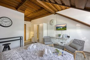 Casa familiar, varias habitaciones (Wellness Estate Hedonia Near) | 6 dormitorios y espacio para trabajar con un portátil