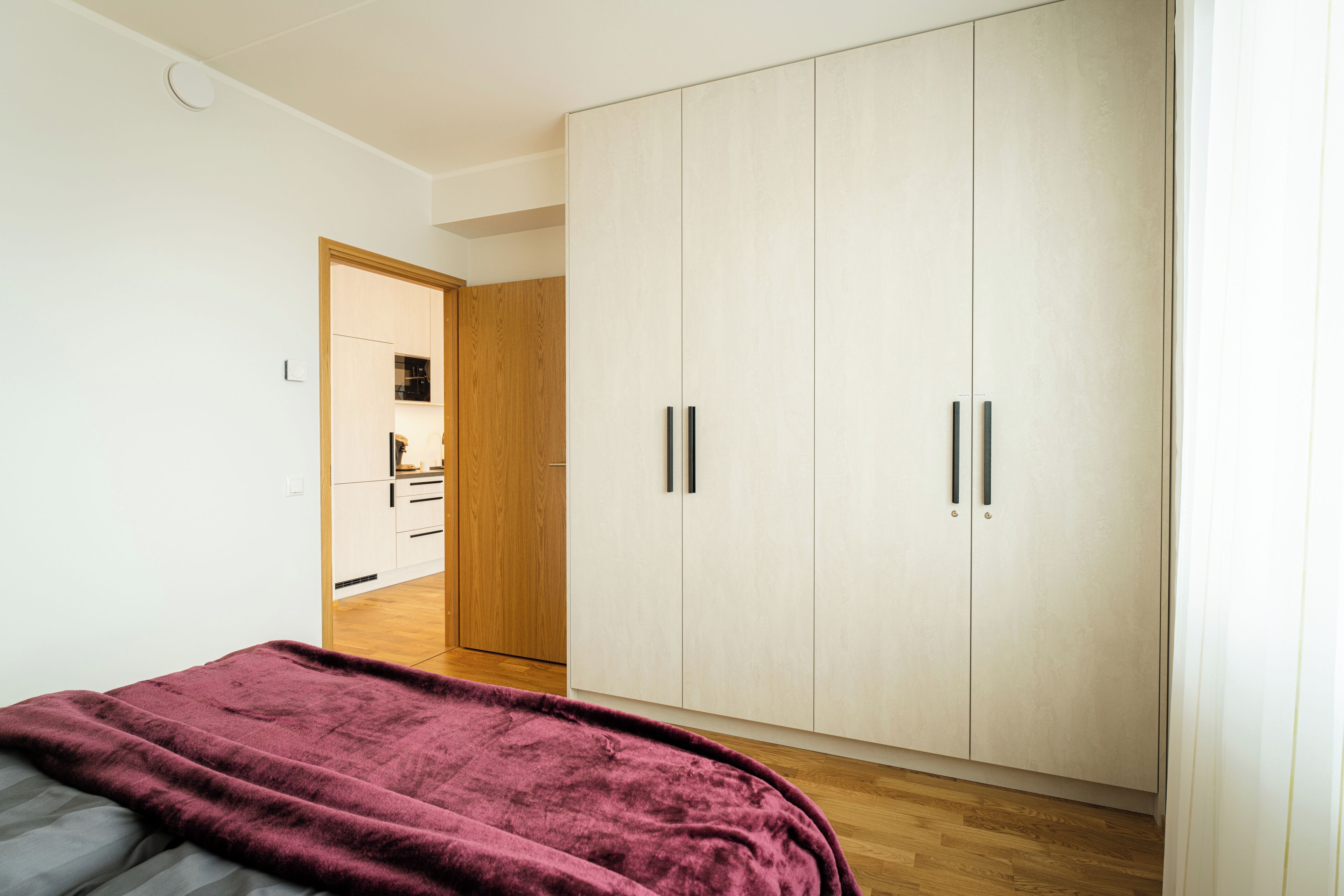 1 chambre, fer et planche à repasser, lit parapluie, Wi-Fi gratuit