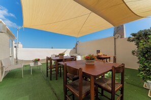 Terrace/patio - L'Oasi di Favignana Room and Charme (Favignana)