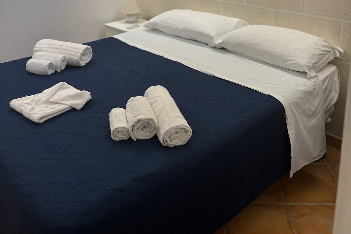 Eenvoudige kamer, 1 twee- of 2 eenpersoonsbedden (Sand) | Gratis wifi