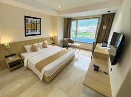 Business Room | Desk, soundproofing, free WiFi, bed sheets