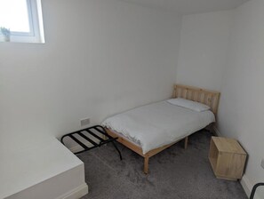 2 chambres, fer et planche Ă repasser, Wi-Fi gratuit, draps fournis