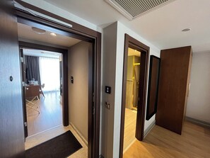 Luksussviitti | Oleskelualue | LCD-televisio, Netflix, suoratoistopalvelut