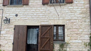 AuĂendetails