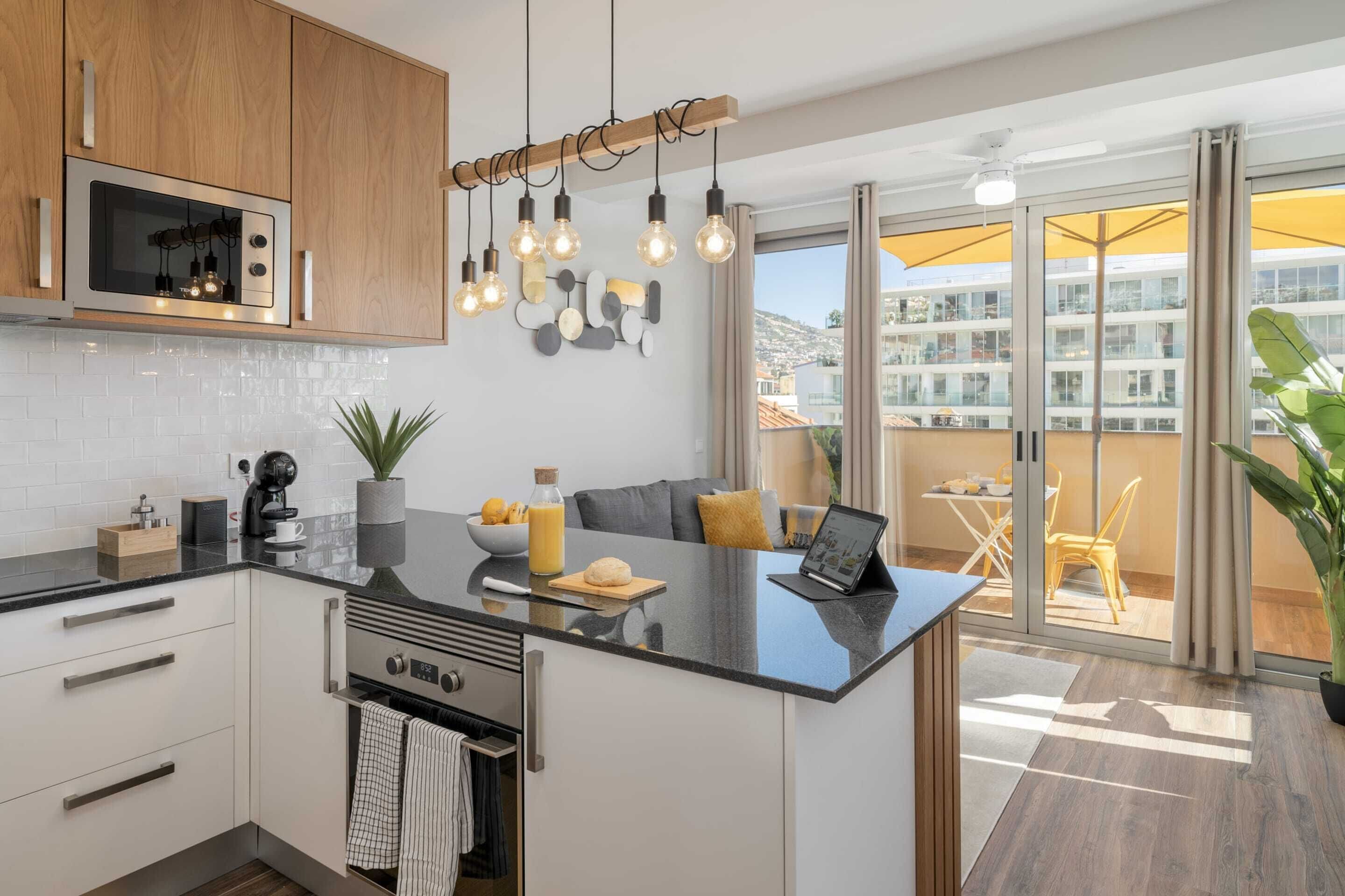 Lägenhet City - 1 queensize-säng med bäddsoffa - balkong | Eget kök | Mikrovågsugn, ugn, spishäll och diskmaskin
