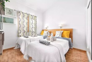 1 habitación y ropa de cama