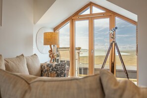 Interior - Peewitts Penthouse, Wells-next-the-Sea, Norfolk (Wells-next-the-Sea)