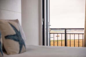 2 bedrooms, Internet, bed sheets - Peewitts Penthouse, Wells-next-the-Sea, Norfolk (Wells-next-the-Sea)