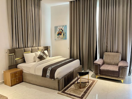 Grand Studio | 1 bedroom, Egyptian cotton sheets, premium bedding, Tempur-Pedic beds
