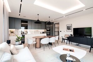 TV, offices
