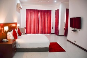 Deluxe Room, 1 Bedroom | Down comforters, minibar, individually decorated, individually furnished - Camp Tsatse Resort (Ada)