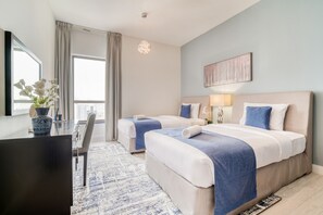 2 bedrooms, in-room safe, iron/ironing board, free WiFi