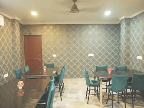 Restaurant - Hotel Pigeons Nest (Port Blair)