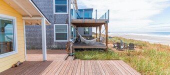 Oceanfront Beach Bungalow is the Perfect Getaway and Incredible Views