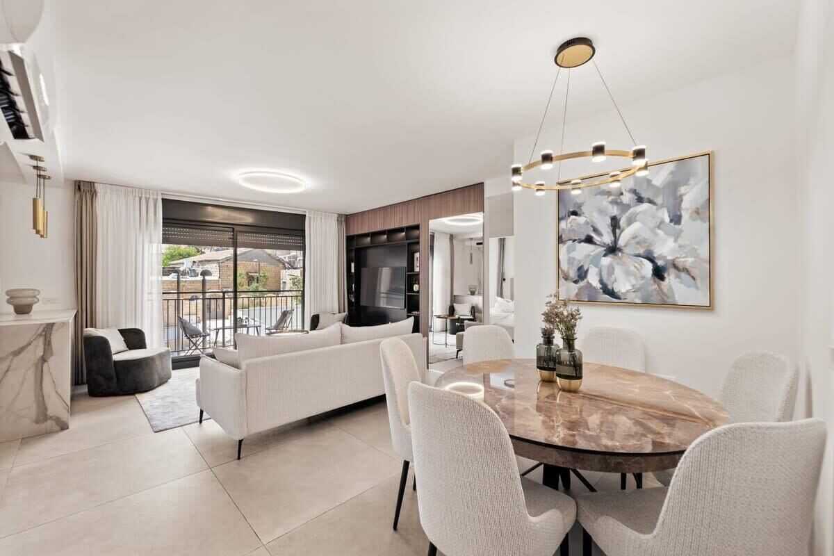 Televisio, työhuone