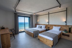 Minibar, soundproofing, free WiFi