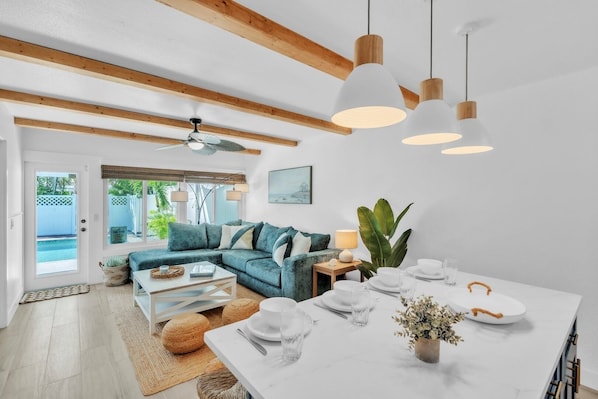 Villa, 2 Bedrooms | Interior