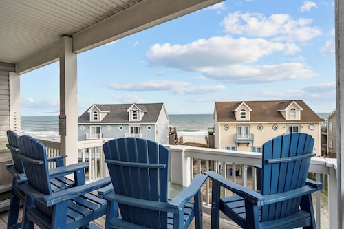 Beach Badger #147 - Rate Reduction! Ocean View Private Hot Tub, Dog Friendly!