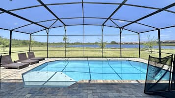 House, 6 Bedrooms | Pool