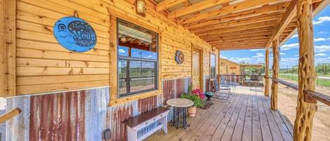 Cabin, 1 Bedroom | Terrace/patio