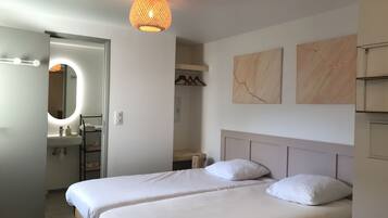 1 bedroom, WiFi, bed sheets