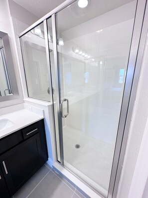 Casa, 6 habitaciones | Baño | Toallas
