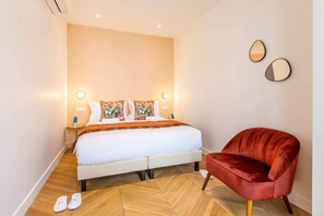 2 bedrooms, iron/ironing board, free WiFi, bed sheets
