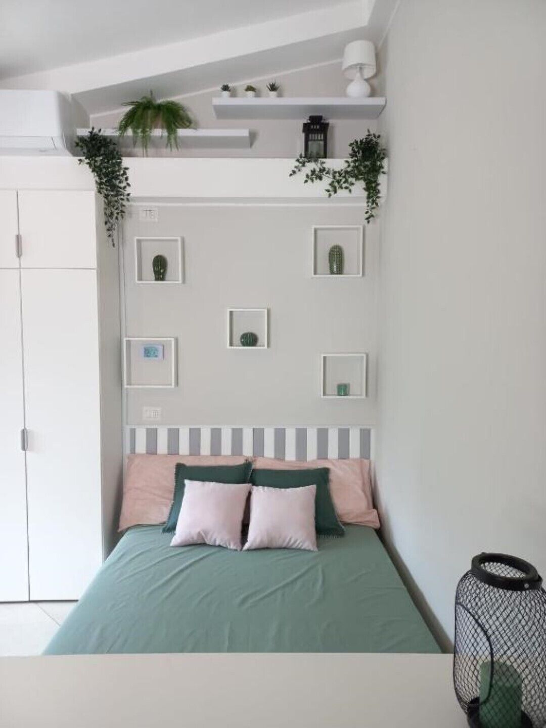 1 camera, una scrivania, ferro/asse da stiro, Wi-Fi gratuito