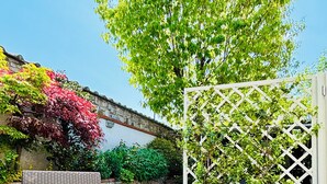 Terrace/patio - Cozy modern studio apartment – perfect for couples (Pieve A Nievole)