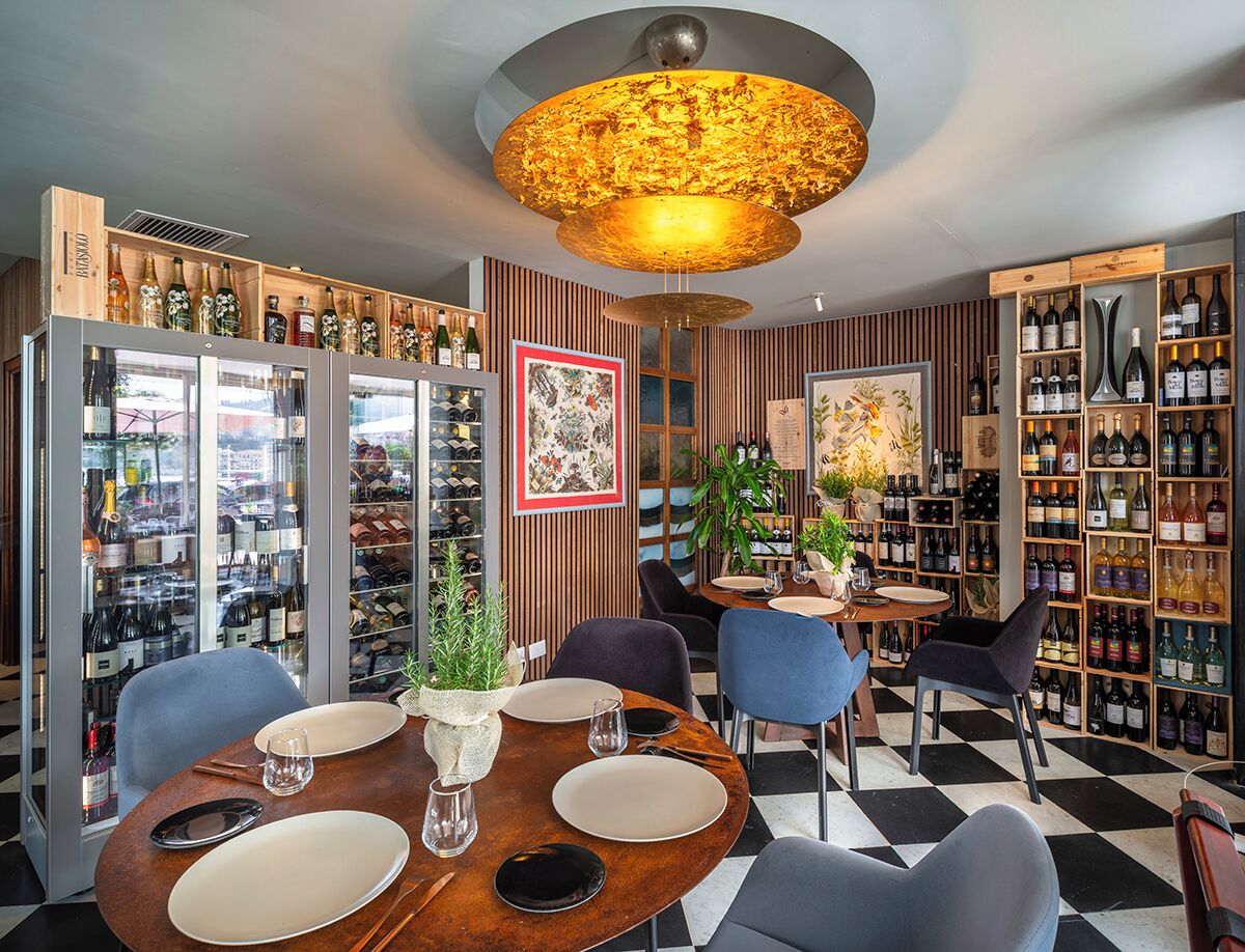 Café da manhã com buffet todos os dias mediante uma taxa