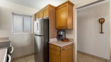 Condo, 2 Bedrooms | Interior