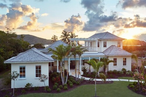 Villa Bougainvillea - Sandy Bank Bay Vacation Home St. Kitts