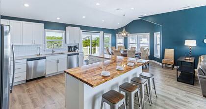 Elevator! Dogs, Semi OF, Private Pool, Hot Tub, SS2026