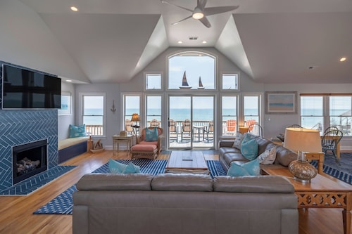 Inviting, Oceanfront, Views Galore, Pets, C5059